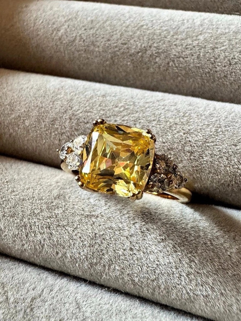 925 Sterling Silver Large Canary Yellow Cushion Statement Ring Size 8